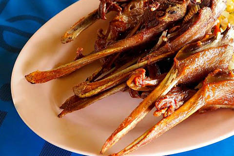 Crispy fried duck beaks and tongues