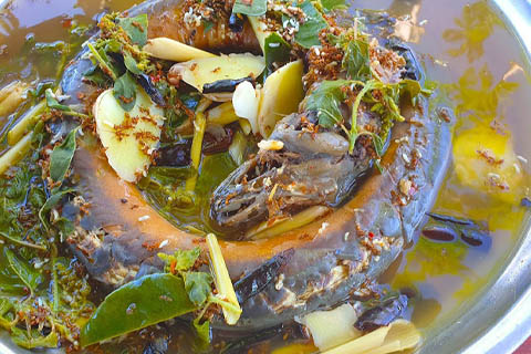 Tom saep pla lai spicy eel soup