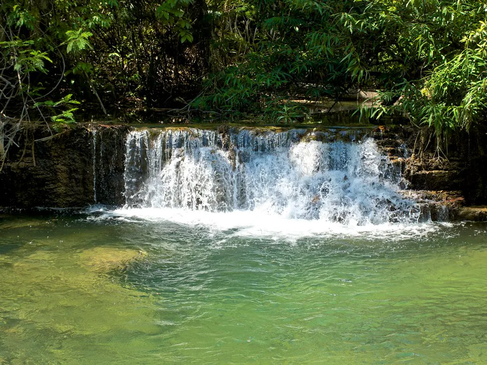 Tat Kinnaree Waterfall