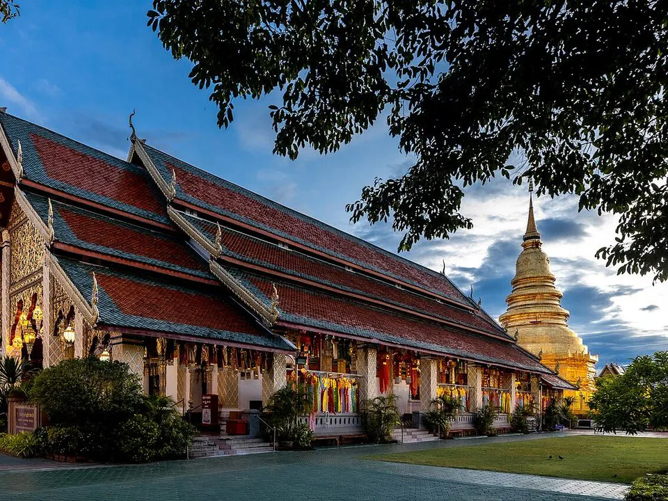Wat Phra That Hariphunchai