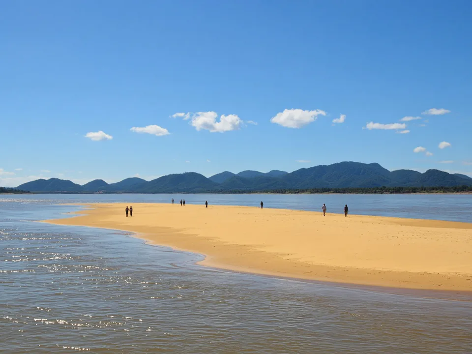 Si Kotrabun Sandbar
