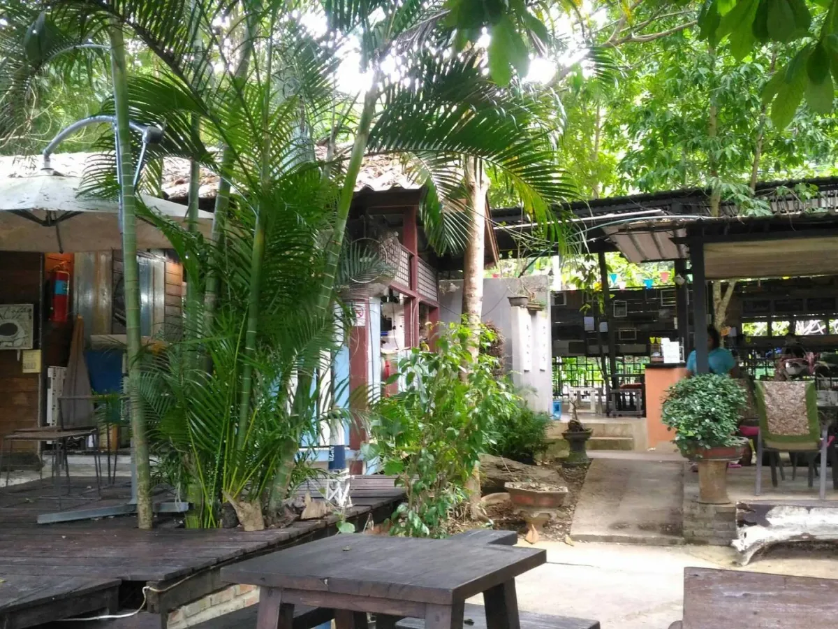 Ai Krun Klang Doi