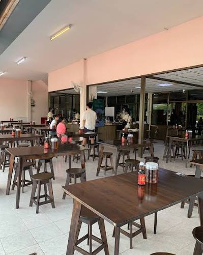 Chit Bamrung Breakfast