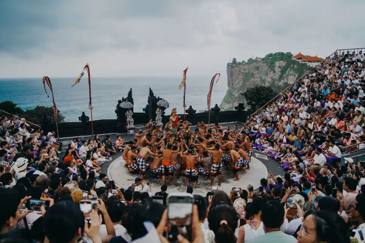12 Instagram-Worthy Travel Destinations Around the World